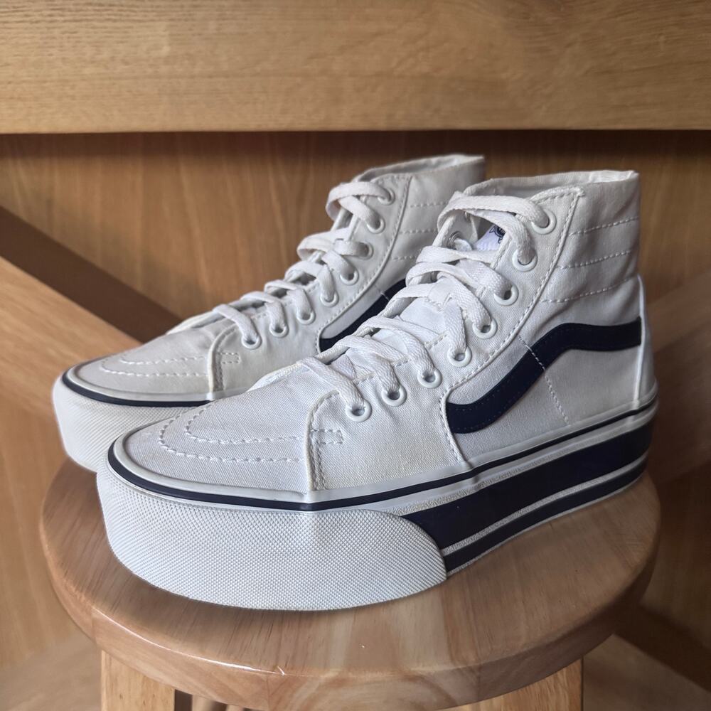 VANS Sk8-Hi Tapered Sport Stripes
Platform Navy White Size 8.5 women | 7.0 men - Picture 10 of 16